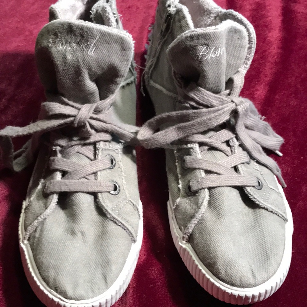 Men’s Gray tattered blowfish Malibu high tops